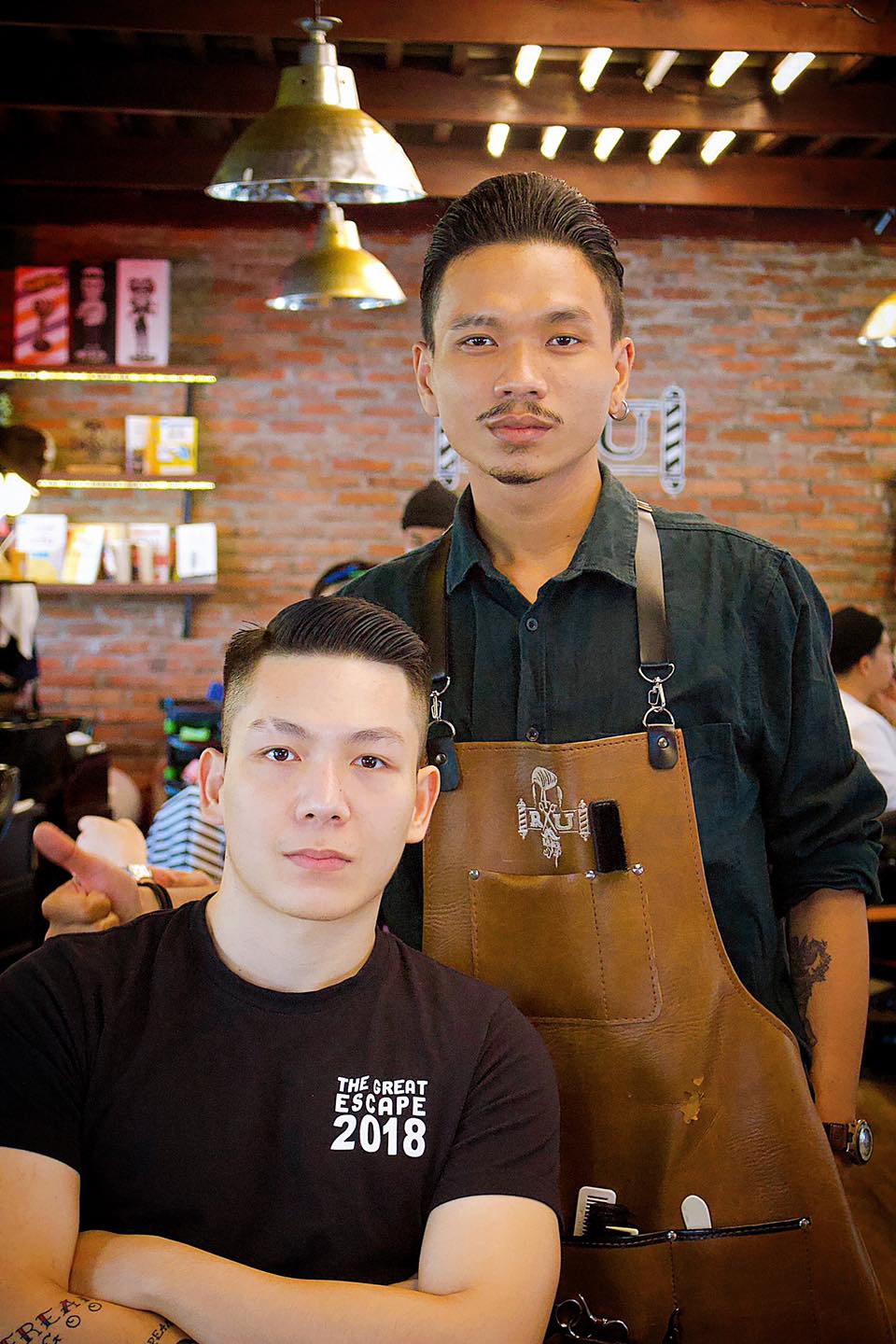 Top 10 Salon cắt tóc nam đẹp nhất TPHCM - 4RAU Barber SHOP
