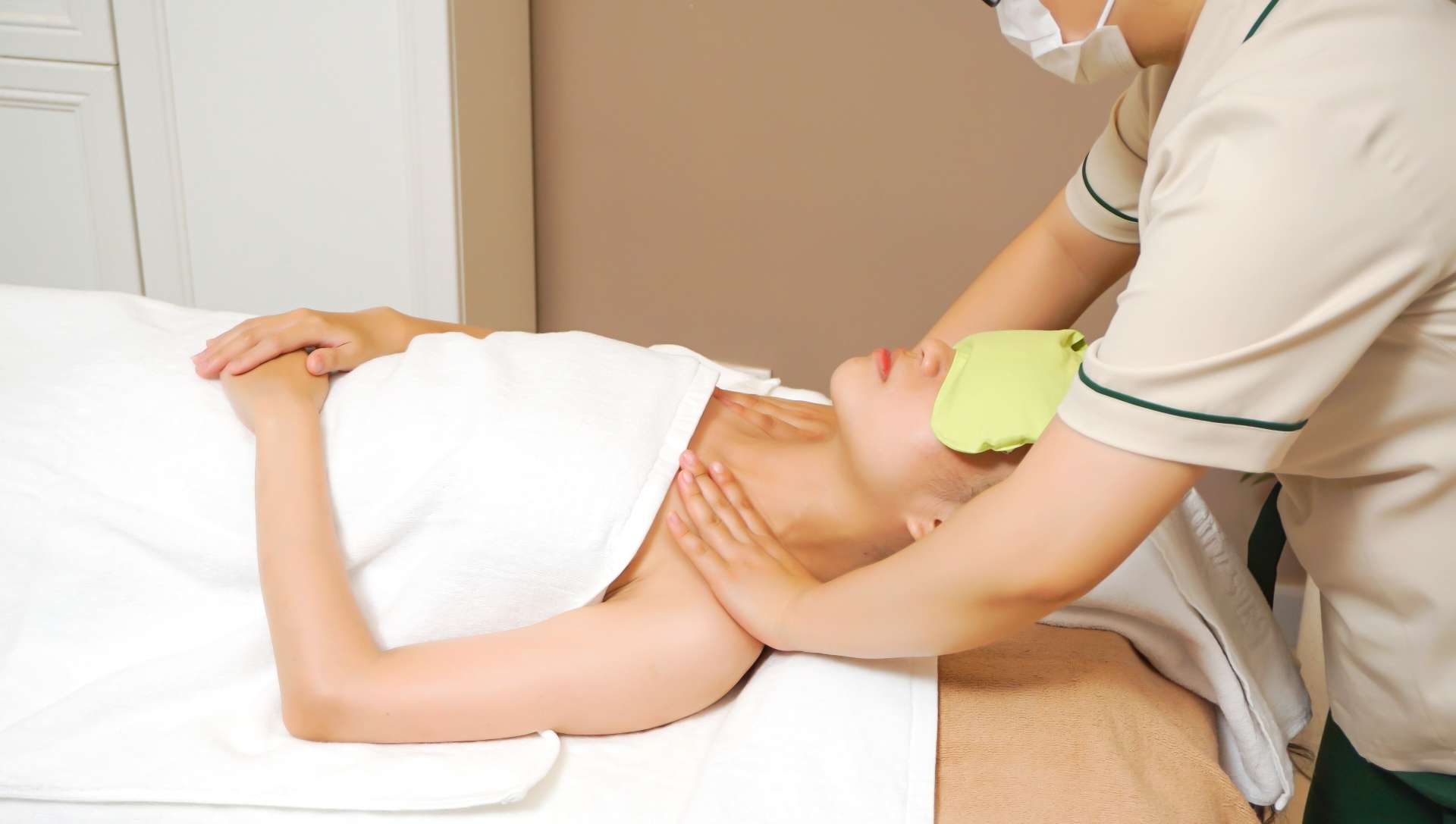 Top 7 Dịch vụ chăm sóc mẹ và bé uy tín, chuyên nghiệp nhất tại TPHCM - Care With Love