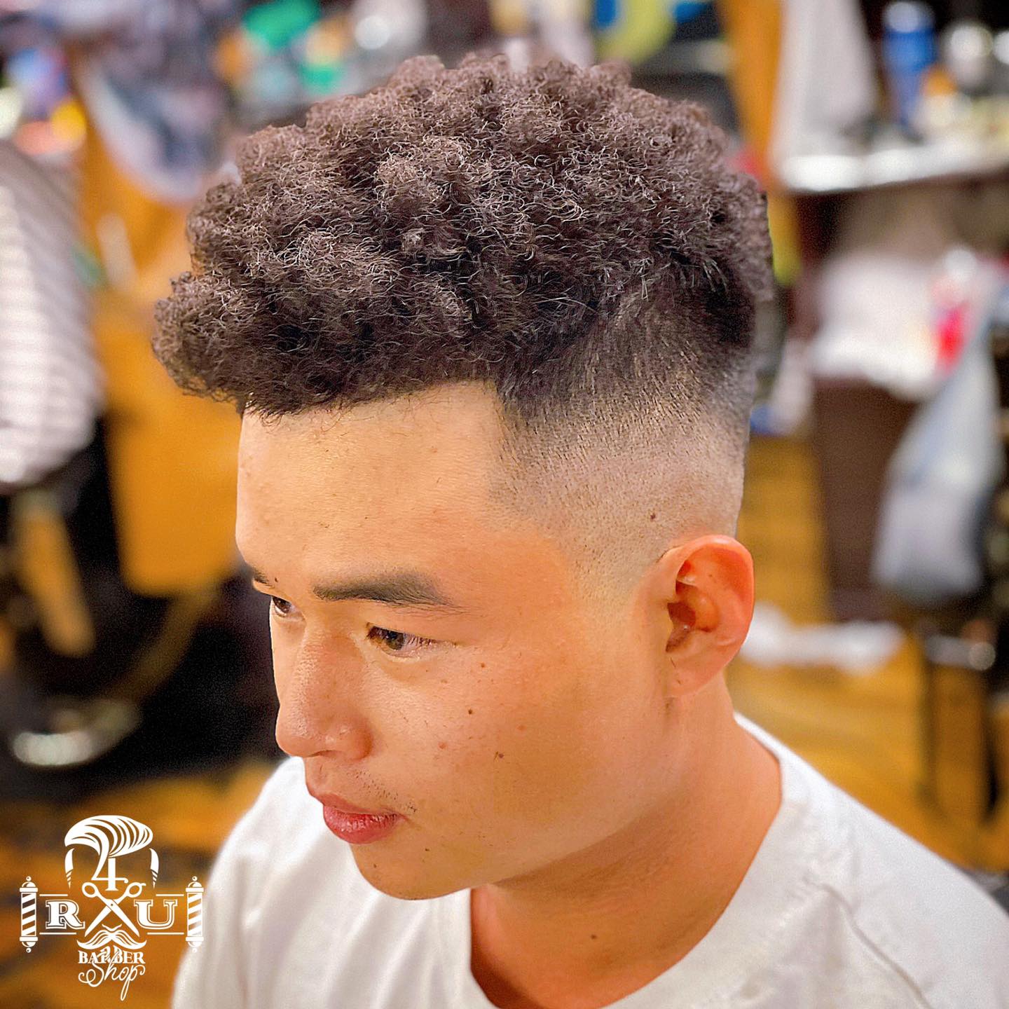 Top 10 Salon cắt tóc nam đẹp nhất TPHCM - 4RAU Barber SHOP