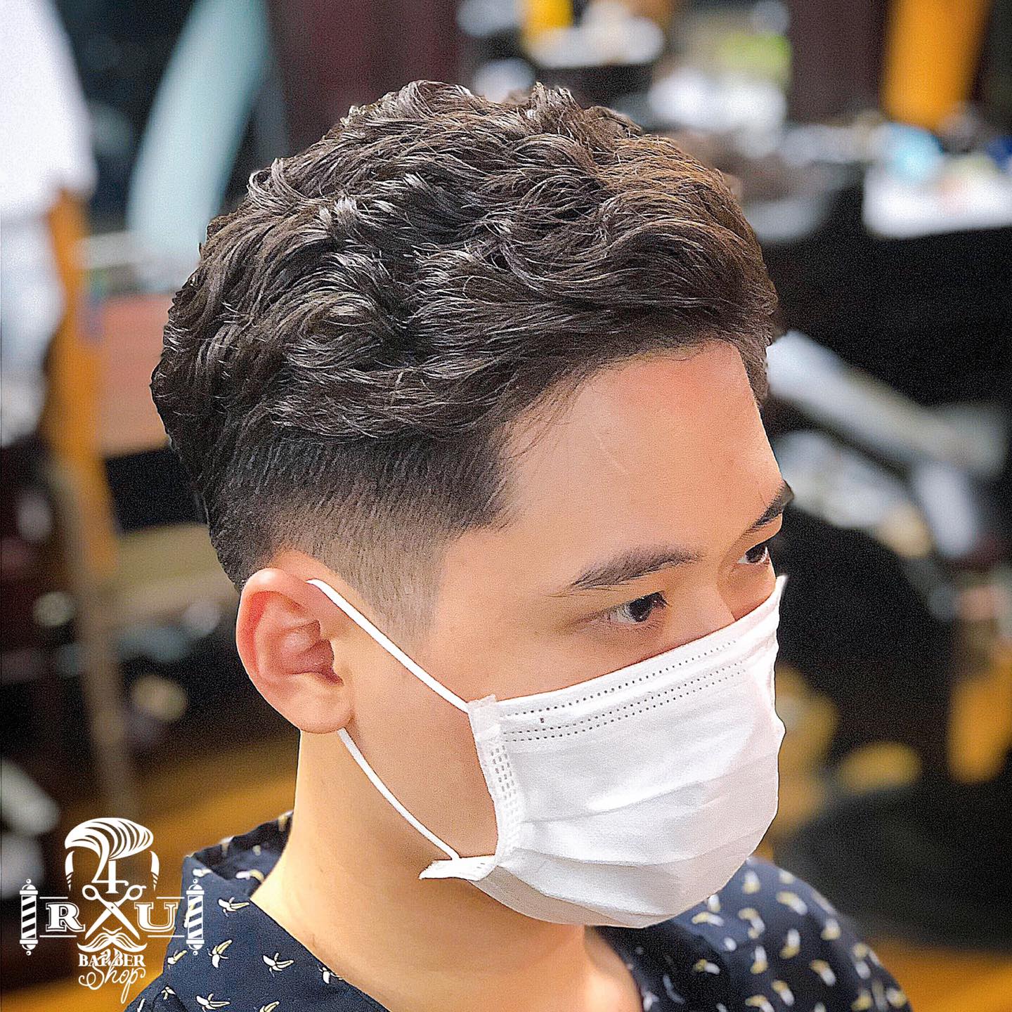 Top 10 Salon cắt tóc nam đẹp nhất TPHCM - 4RAU Barber SHOP