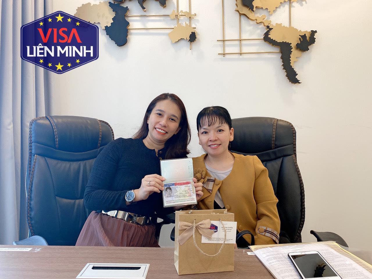 Top 9 tiệm phục hồi ảnh cũ uy tín và chất lượng nhất tại TPHCM